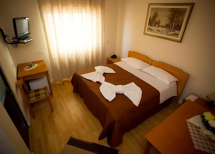 Kolping 酒店 Shkodër